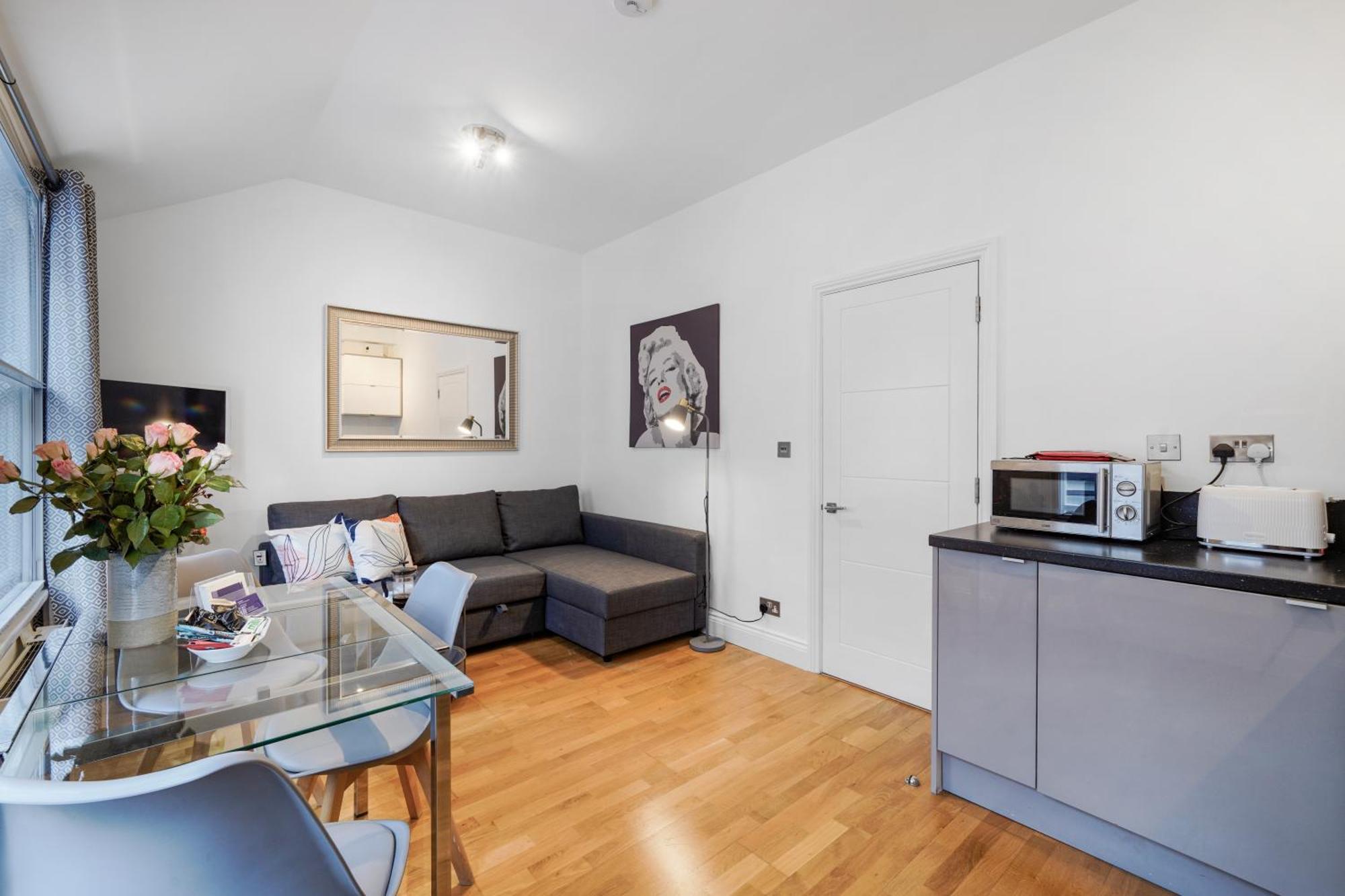 Apt 4, Soho Apartments 2Nd Floor By Indigo Flats 伦敦 外观 照片